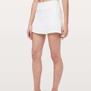 Lululemon Pace Rival Skirt (SIZE 6, TALL 15")